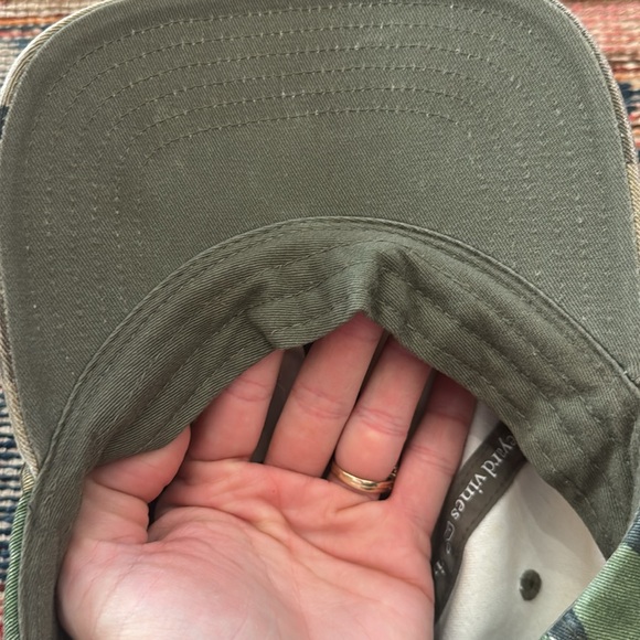 Vineyard Vines Camo Hat - Picture 4 of 4